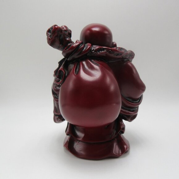 Vintage Traveling Laughing Buddha resin 'cinnabar' figurine - 5 1/2" - Picture 4 of 8
